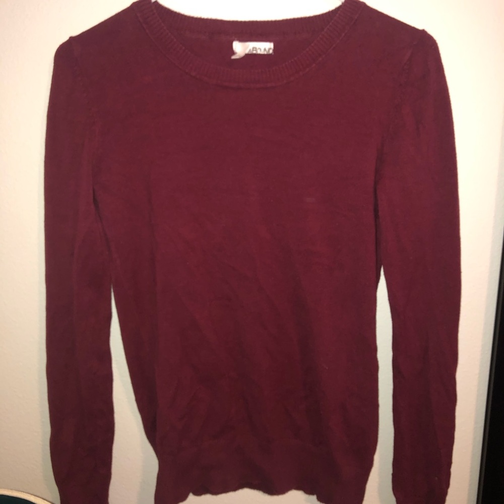 Pullover sweater